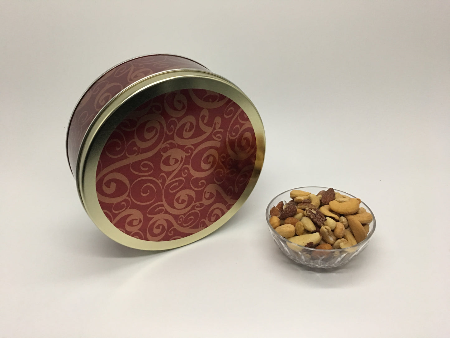 48 oz ROASTED SALTED DELUXE MIX TIN
